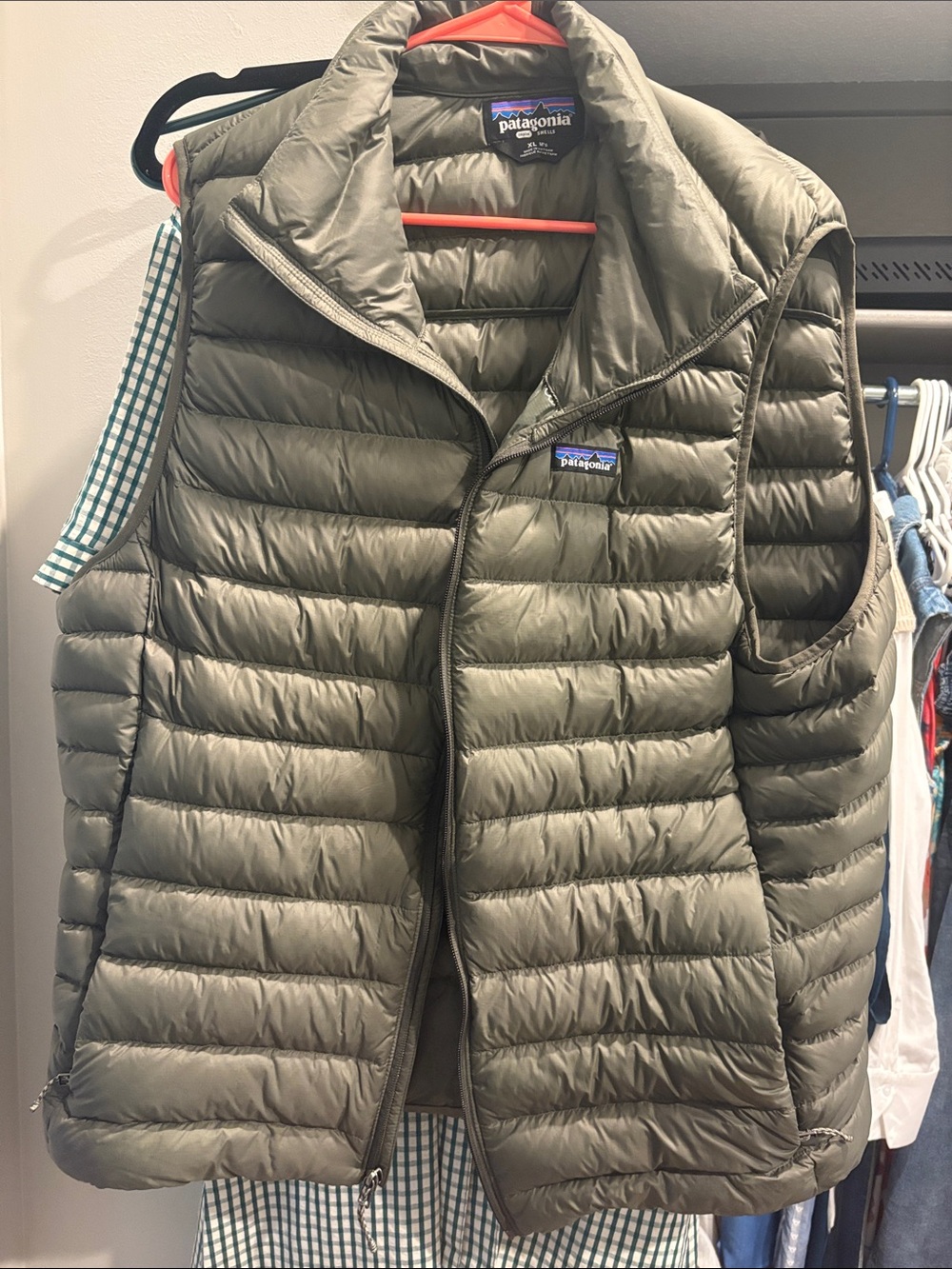 Patagonia Olive goose down Down Vest - Men's